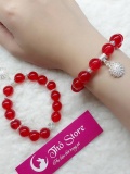 Vòng tay đá phong thủy màu đỏ 2